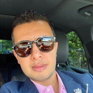 Meet your Posher, Rachid